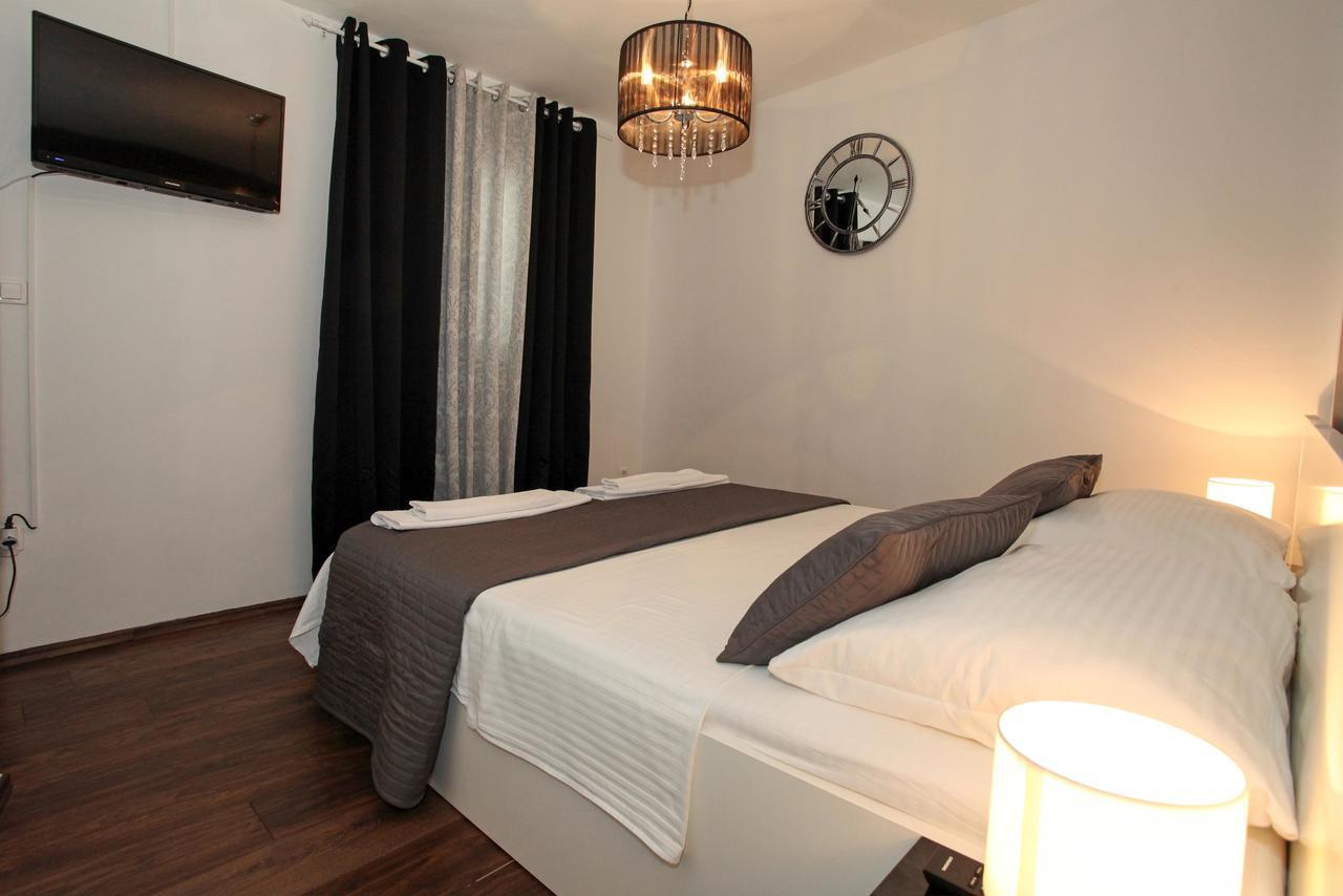 Rooms Villa Padre Đảo Pag Ngoại thất bức ảnh